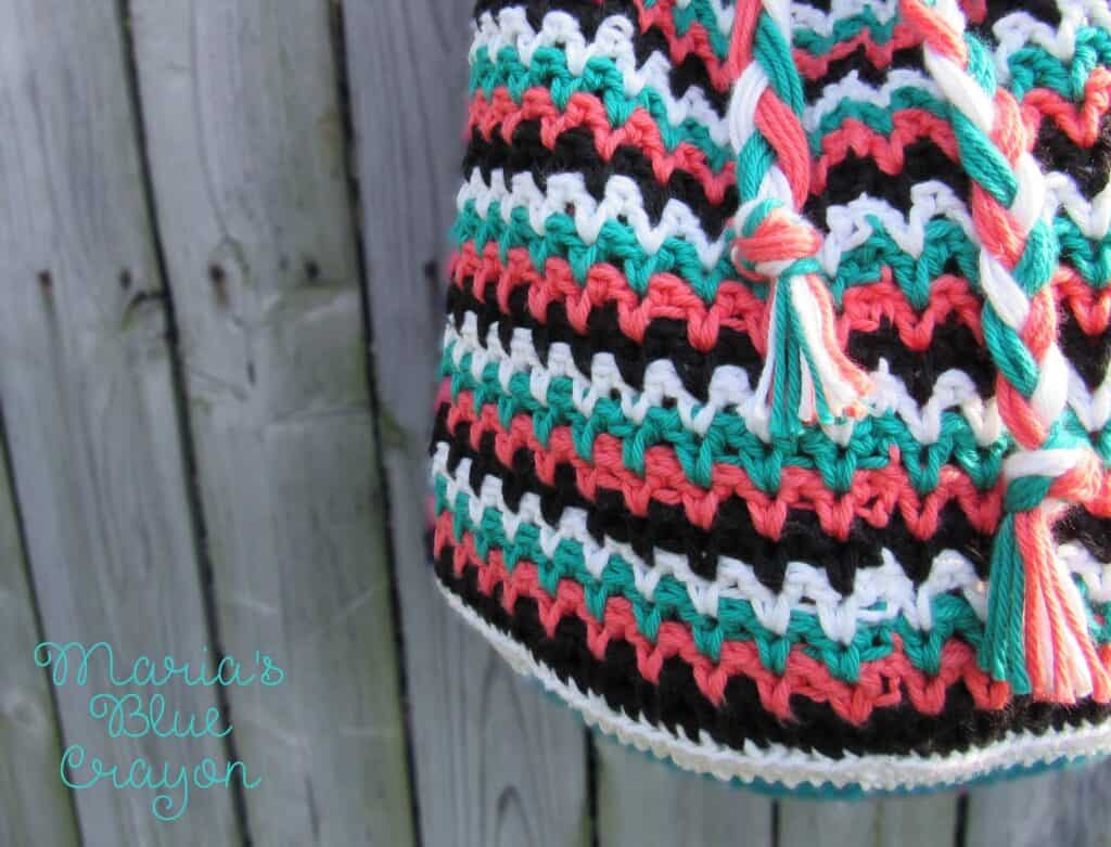 How to Add a Lining to a Crochet Bag - Maria's Blue Crayon