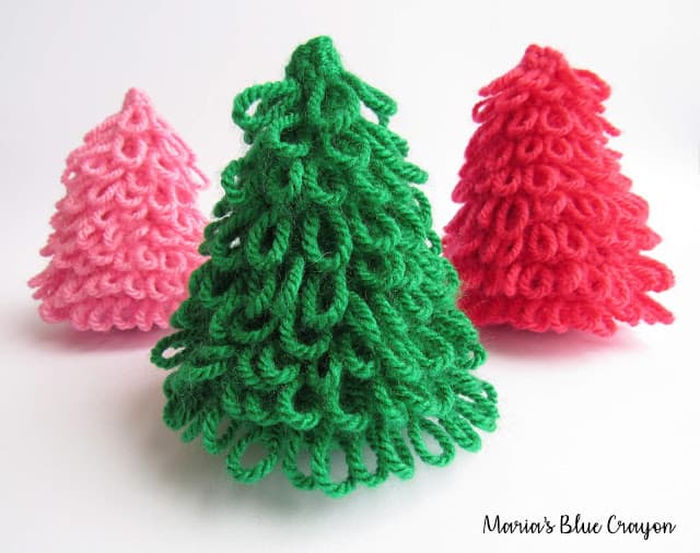 Free Christmas Tree Crochet Pattern for Decoration