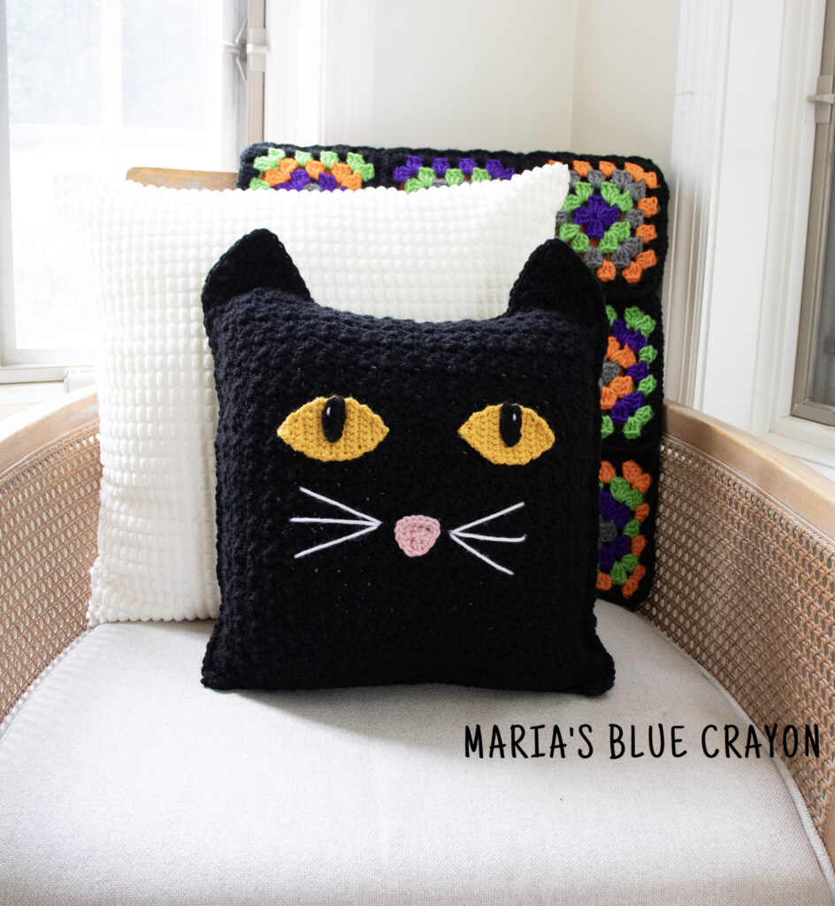 crochet cat pillow