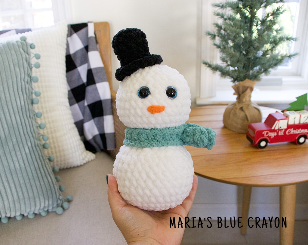 free crochet snowman plushie pattern