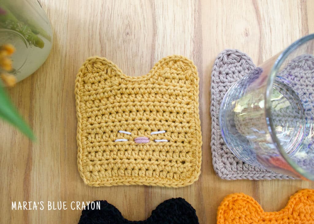crochet cat coaster pattern